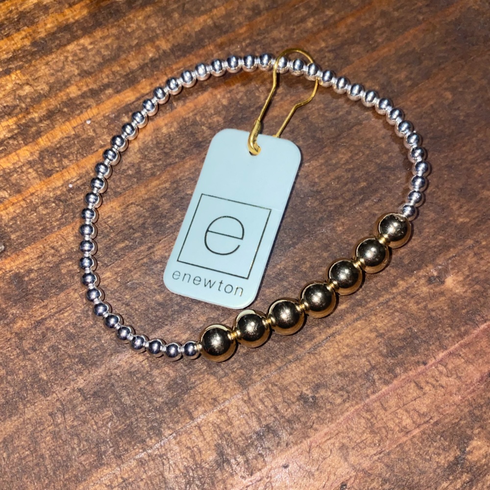 🌻🌻ENEWTON BRACELET🌻🌻